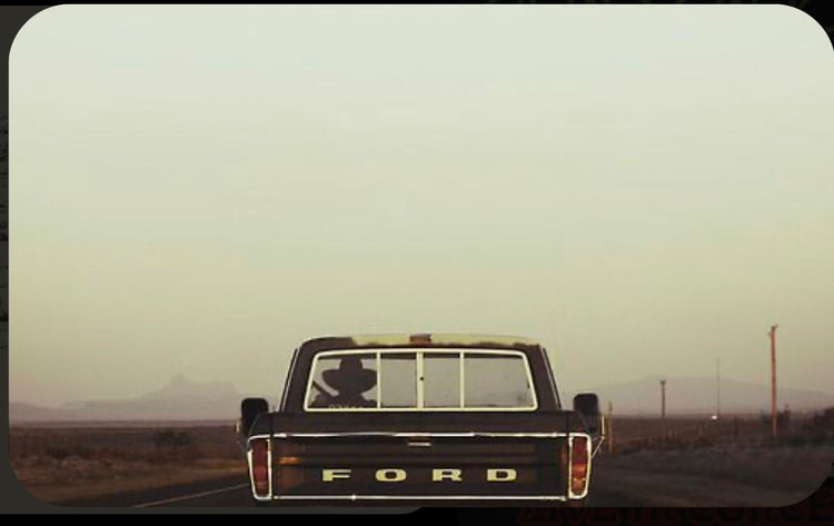 heartbreak, honky tonks & dead-end roads